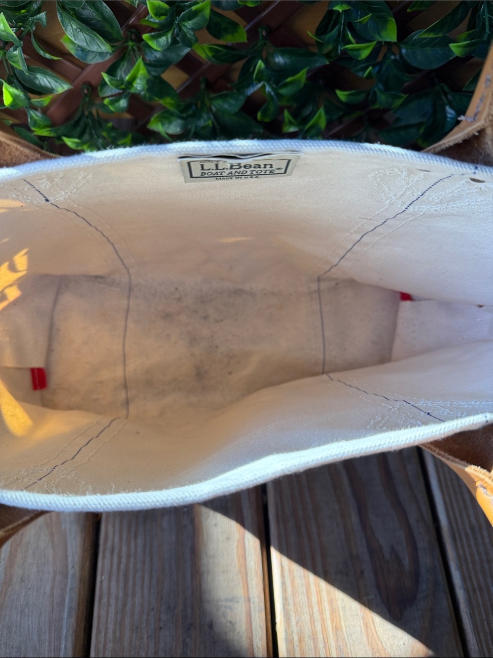 Vintage L.L. Bean Cream Canvas Tote with Red Trim and Tan Leather Handles - Picture 3 of 6